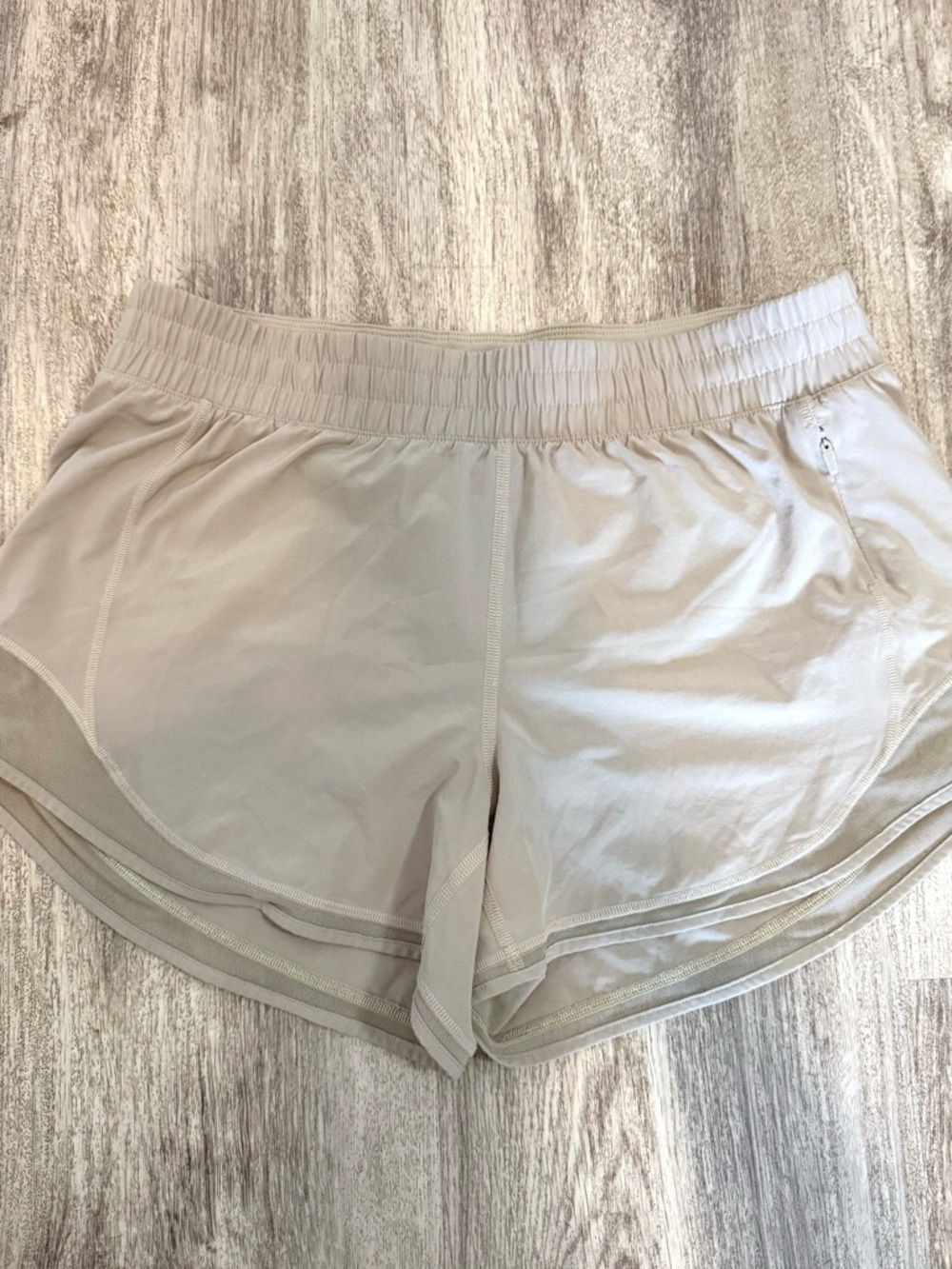 Aritzia✨Light Beige Athletic Running Shorts